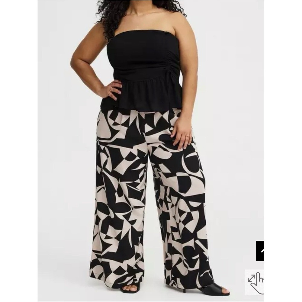 Torrid Challis Wide Leg Pant Cali Geo Tan 1X Regular Geometric Abstract